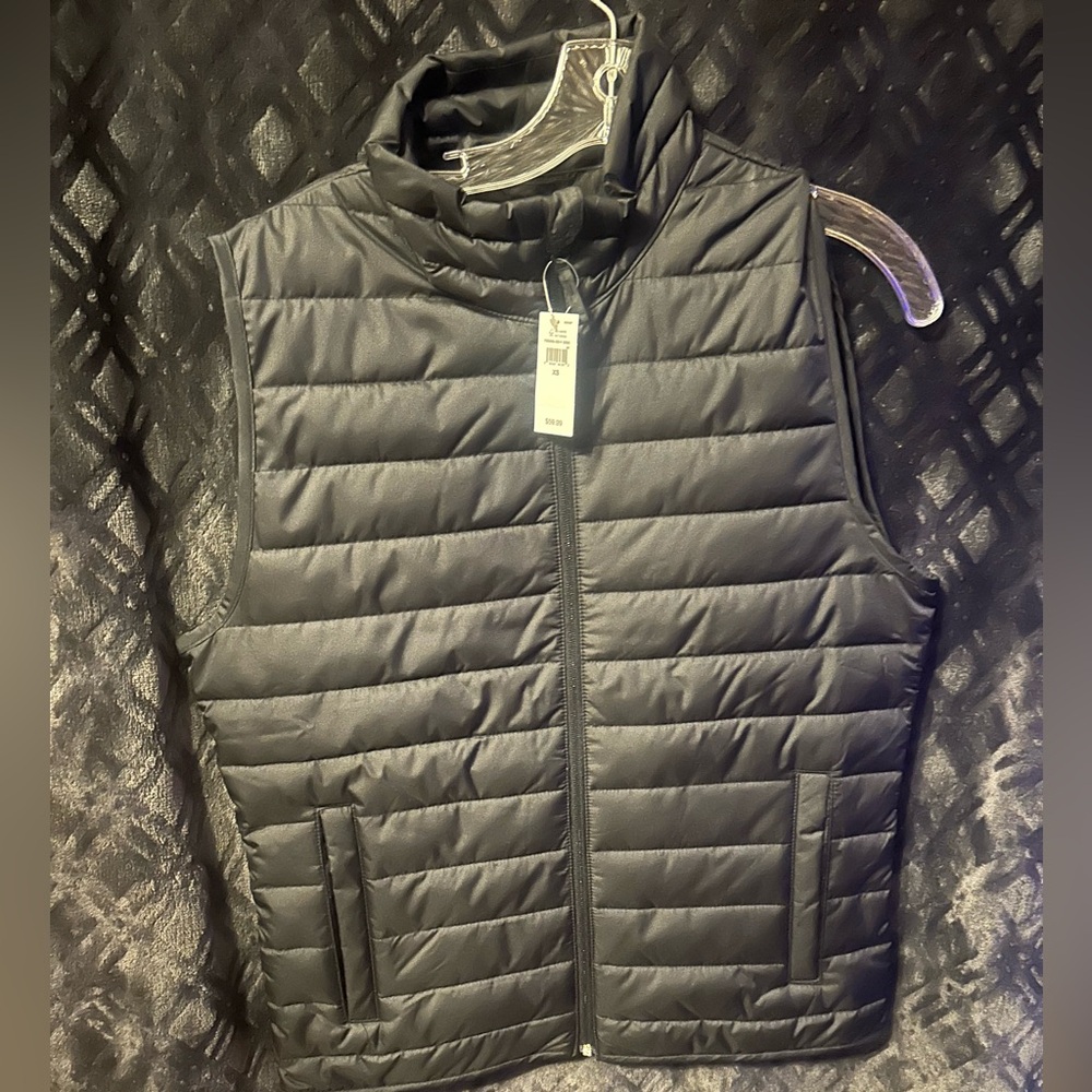 GAP Men's Dark Quilted Vest